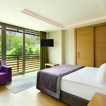 Ramada By Wyndham Cekirge Thermal & Hotel