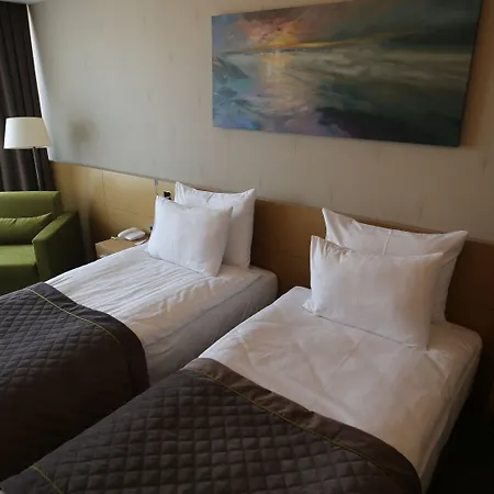 Ramada By Wyndham Cekirge Thermal &