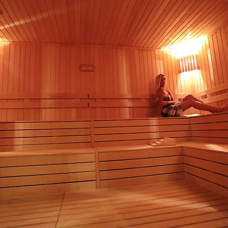 Hotel Ramada By Wyndham Cekirge Thermal &