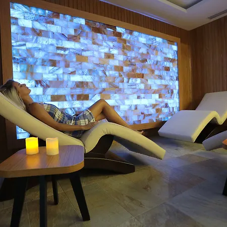 Hotel Ramada By Wyndham Cekirge Thermal & 4*