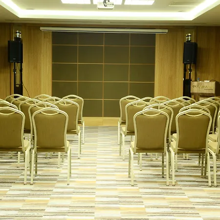 Hotel Ramada By Wyndham Cekirge Thermal & 4*