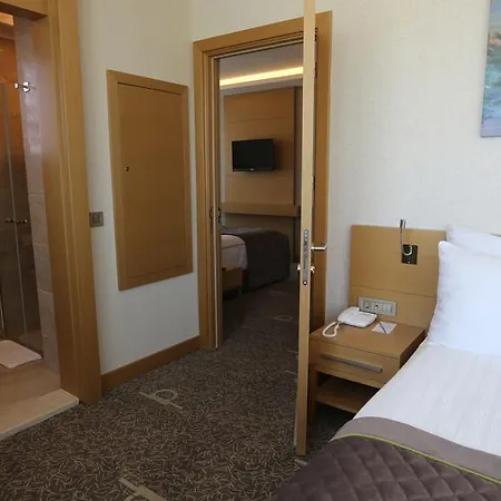 Ramada By Wyndham Cekirge Thermal & 4* Προύσα