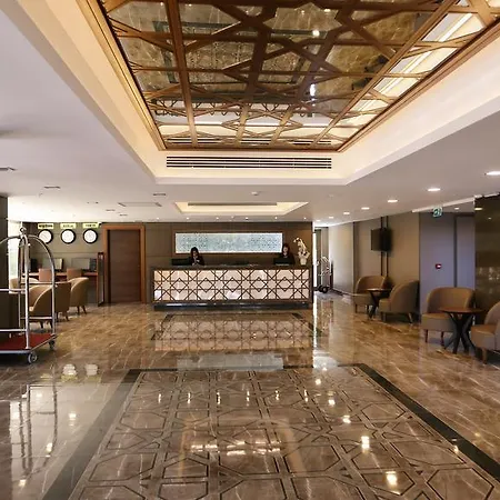 Hotel Ramada By Wyndham Cekirge Thermal &