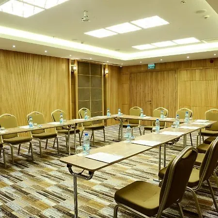 Hotel Ramada By Wyndham Cekirge Thermal &