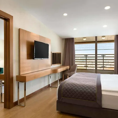 Ramada By Wyndham Cekirge Thermal & Hotel 4*