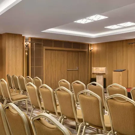 Ramada By Wyndham Cekirge Thermal &